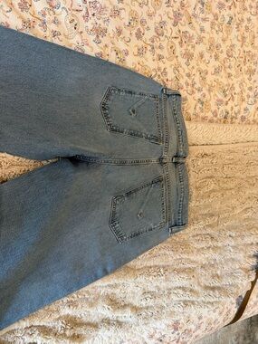 Hudson Jeans Light Blue Denim Kelli low rise loose straight